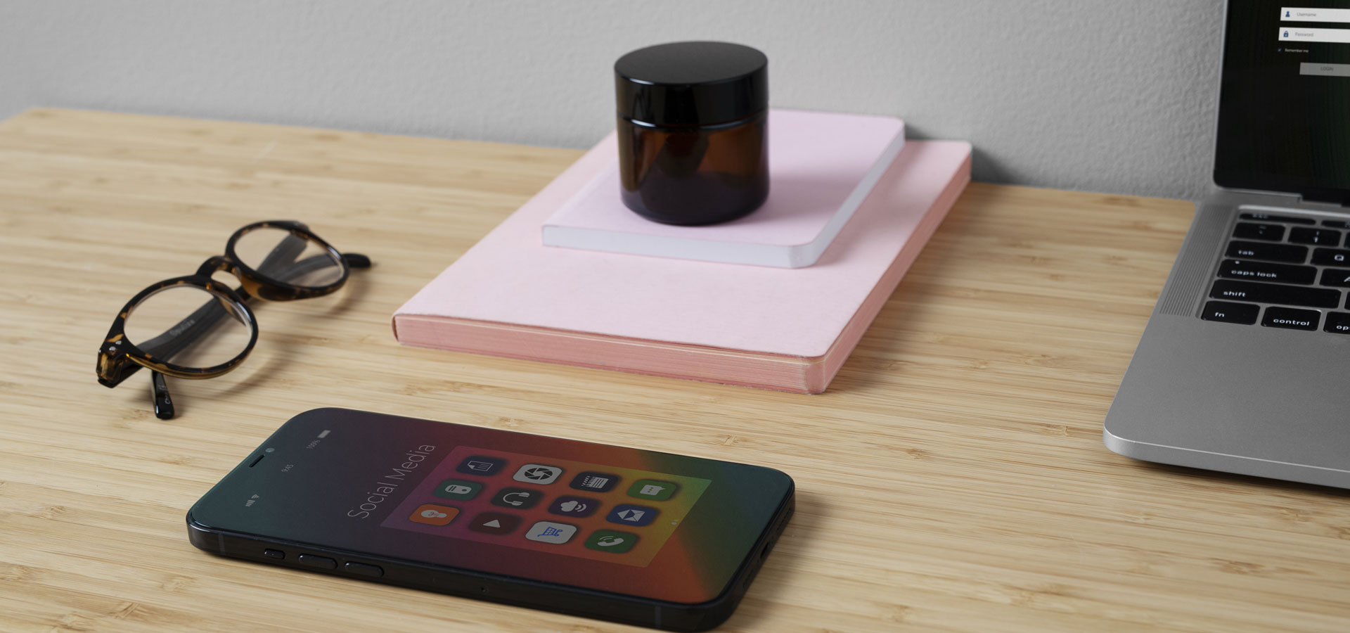 Изображение Apple откладывает обновление Siri до 2026 года Фотографии Apple откладывает обновление Siri до 2026 года