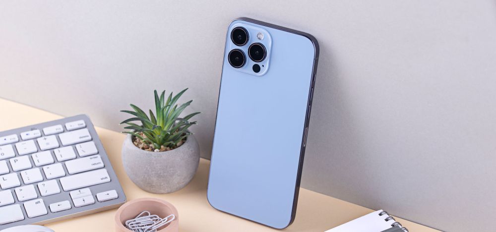 Фотографии Обновление iOS 18.7.3 для старых iPhone XR, XS и XS Max